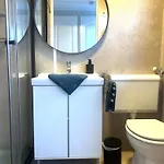 Boshuisje Met Airco! 2 Slk 3 Bedden בקתה אויסטרוויק