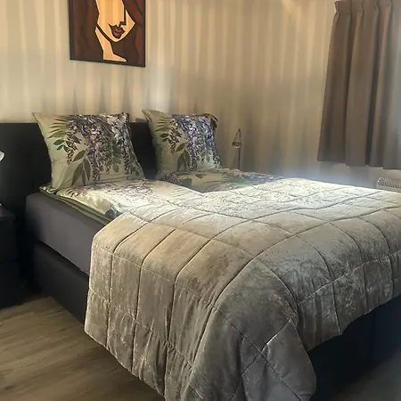 Boshuisje Met Airco En 2 Slaapkamers! Oisterwijk