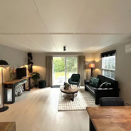 Boshuisje Met Airco! * אויסטרוויק